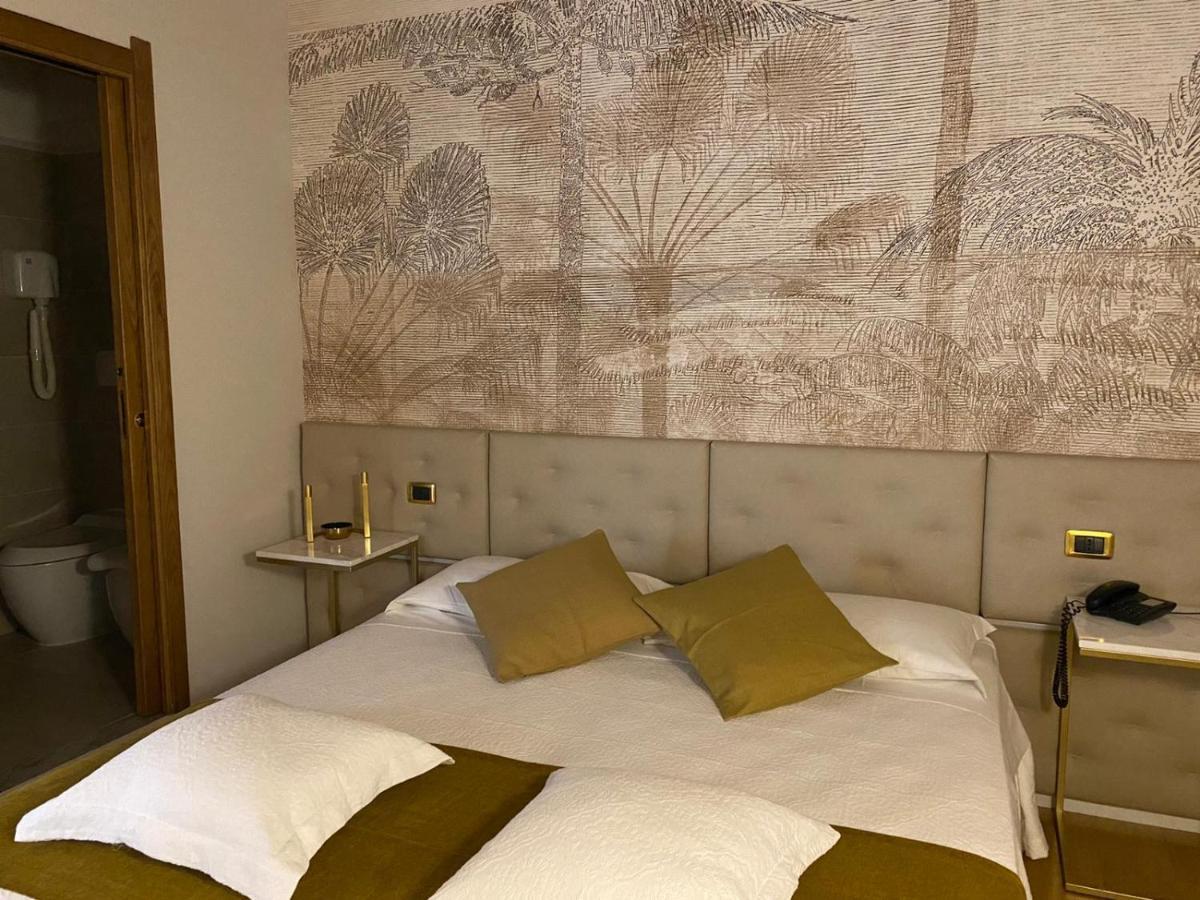 Condotti Rooms Rome Exterior photo
